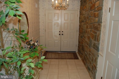 2209 Parallel Ln, Silver Spring, MD 20904 - photo 3