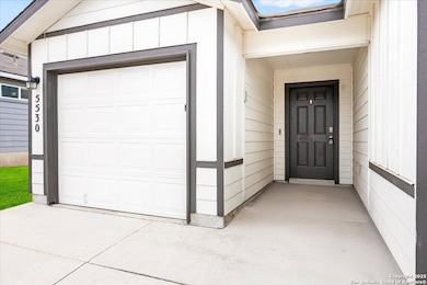 5530 Rosillo Hill, San Antonio, TX 78222 - photo 2