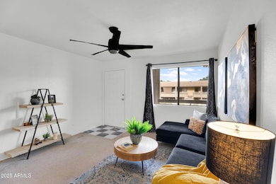 3601 W Tierra Buena Ln unit J241, Phoenix, AZ 85053 - photo 2