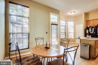 20553 Warburton Bay Square unit 39, Sterling, VA 20165 - photo 6