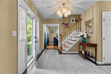 20 Morrison Ave, Middletown, RI 02842 - photo 3