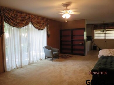 227 227 Alpine Dr, Tyler, TX 75701 - photo 3