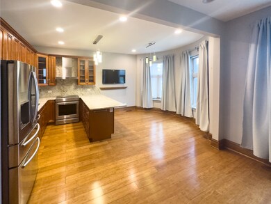 3714 S Indiana Ave unit 2, Chicago, IL 60653 - photo 2