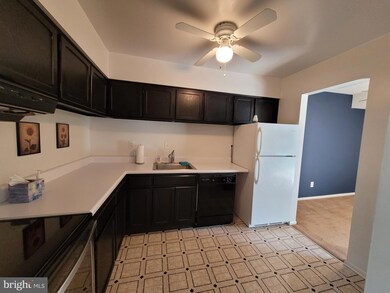 Rockford Tower Condominiums unit H25, Wilmington, DE 19806 - photo 6