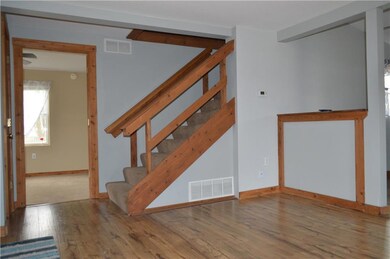 Open Stairway to upper level