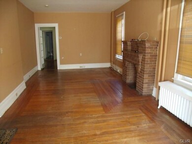 1917 W Allen St unit 1, Allentown, PA 18104 - photo 3