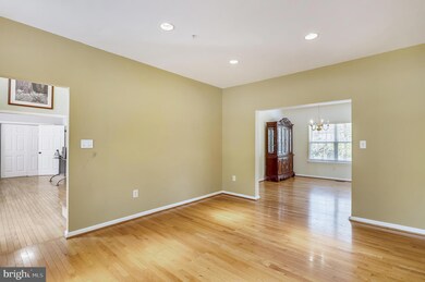 12416 Rochino Ct, Glenn Dale, MD 20769 - photo 3