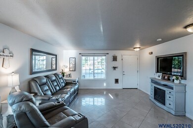 38592 Dogwood St, Scio, OR 97374 - photo 3