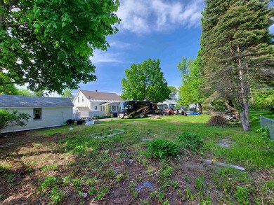 21 Edwards St, Nashua, NH 03060 - photo 3