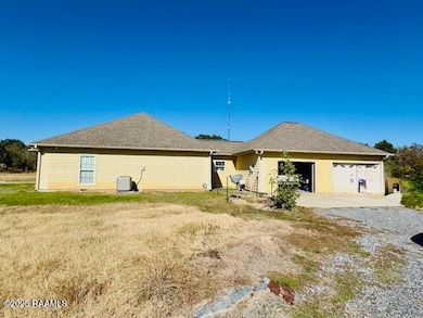 176 Bell Ln, Opelousas, LA 70570 - photo 2