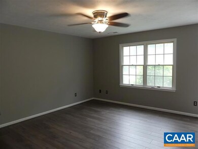 1388 5th St unit C, Waynesboro, VA 22980 - photo 3