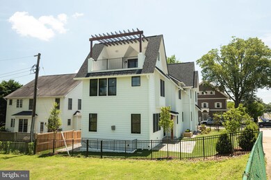 6429 27th St N, Arlington, VA 22207 - photo 5