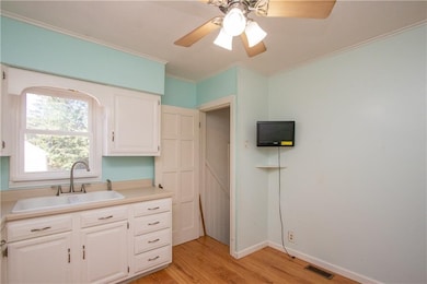 507 Broad St, Des Moines, IA 50315 - photo 6