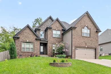 1221 Castlewood Dr, Clarksville, TN 37042 - photo 2