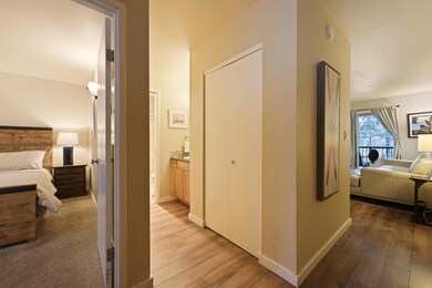 19717 Mount Bachelor Dr unit 107, Bend, OR 97702 - photo 4