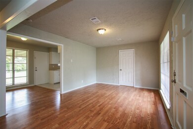 7218 Colton St, Houston, TX 77016 - photo 5