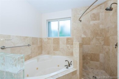 11461 NW 51st Terrace, Doral, FL 33178 - photo 5