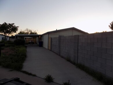 1424 N Cheri Lynn Dr, Chandler, AZ 85225 - photo 2