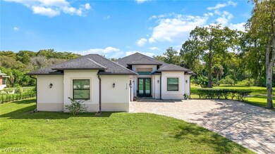 110 6th St NE, Naples, FL 34120 - photo 3