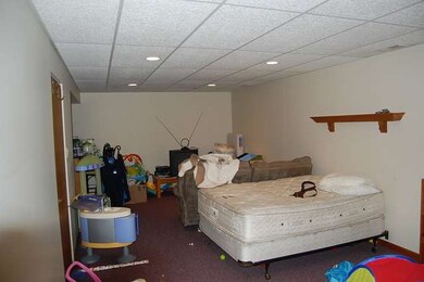 2720 Peppertree Ln, Waukegan, IL 60085 - photo 5