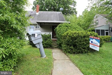 959 Kinwat Ave, Essex, MD 21221 - photo 2