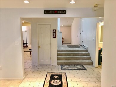 4033 W Grant St unit 10, Slatington, PA 18080 - photo 2