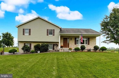 136 Mud College Rd, Littlestown, PA 17340 - photo 2