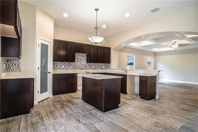 13578 Gatton St, Horizon City, TX 79928 - photo 4