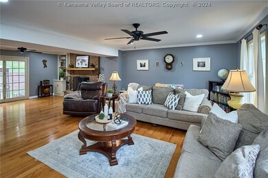 Spacious Living Room/Great Room Area