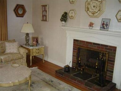 13 Mary Ann Dr, Worcester, MA 01606 - photo 2