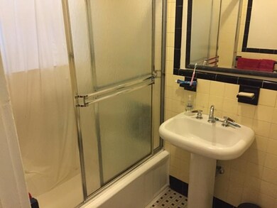 38 Kilsyth Rd unit 2, Brookline, MA 02445 - photo 7