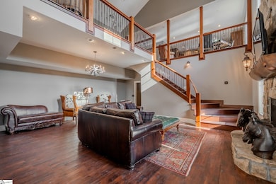 137 W Waters Edge Ln, West Union, SC 29696 - photo 6