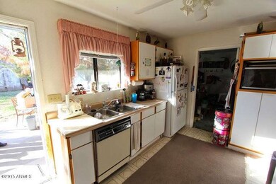 2102 N 26th Place, Phoenix, AZ 85008 - photo 5