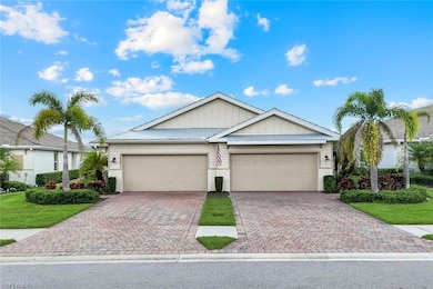 14795 Edgewater Cir, Naples, FL 34114 - photo 2