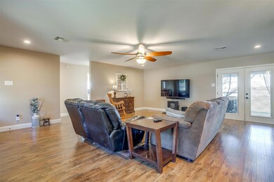 328 Arrowhead St, Fort Worth, TX 76108 - photo 5