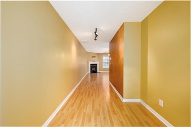 663 Lakes Cir, Lithonia, GA 30058 - photo 4