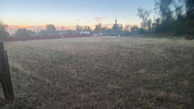 2071/2061 Kenyon Rd, Redding, CA 96001 - photo 5