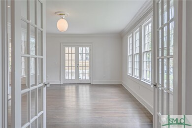 311 E 44th St, Savannah, GA 31405 - photo 3