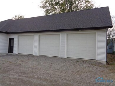 717 & 717 1/2 & 721 E Third St, Ottawa, OH 45875 - photo 4