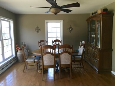 126 Gale Ave, Pittsfield, MA 01201 - photo 5