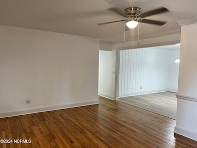 809WilkinsLivingroom