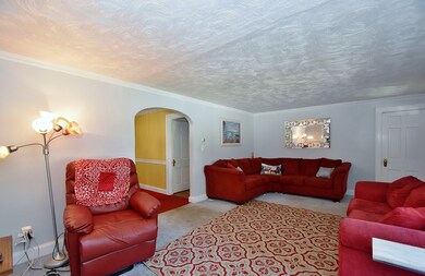 1731 Trapelo Rd, Waltham, MA 02451 - photo 5