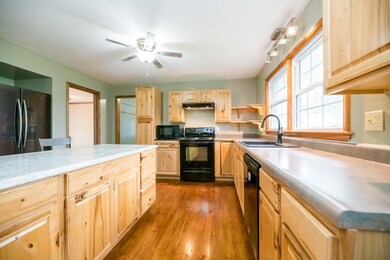 Kitchen 2