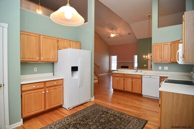 5 Connemara Ct, Saratoga Springs, NY 12866 - photo 7