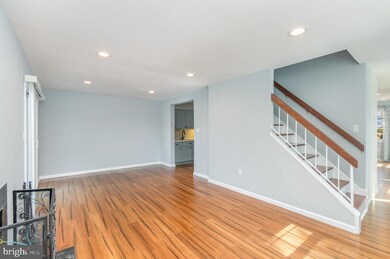 3094 White Birch Ct, Fairfax, VA 22031 - photo 2