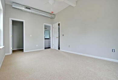 8 Orrs Court Unit B Master Bedroom pic