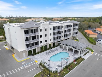 Birds eye view of property featuring a city view