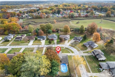 5658 N Circle View Dr, Independence, OH 44131 - photo 2