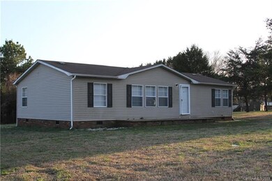 834 River Hill Rd, Statesville, NC 28625 - photo 2