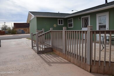902 E 2nd St, Winslow, AZ 86047 - photo 7